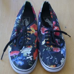 VANS OFF THE WALL Womens sz 8 floral print